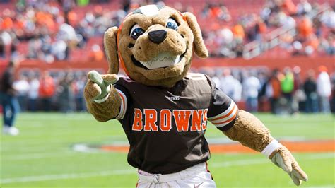 Cleveland browns mascot chomps